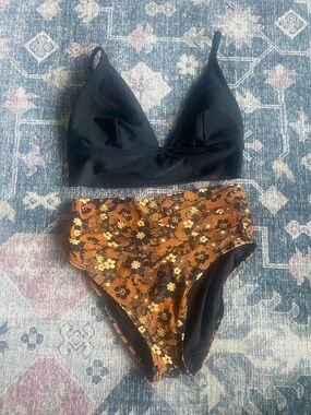Aerie top size small with gap high waisted bikini bottom